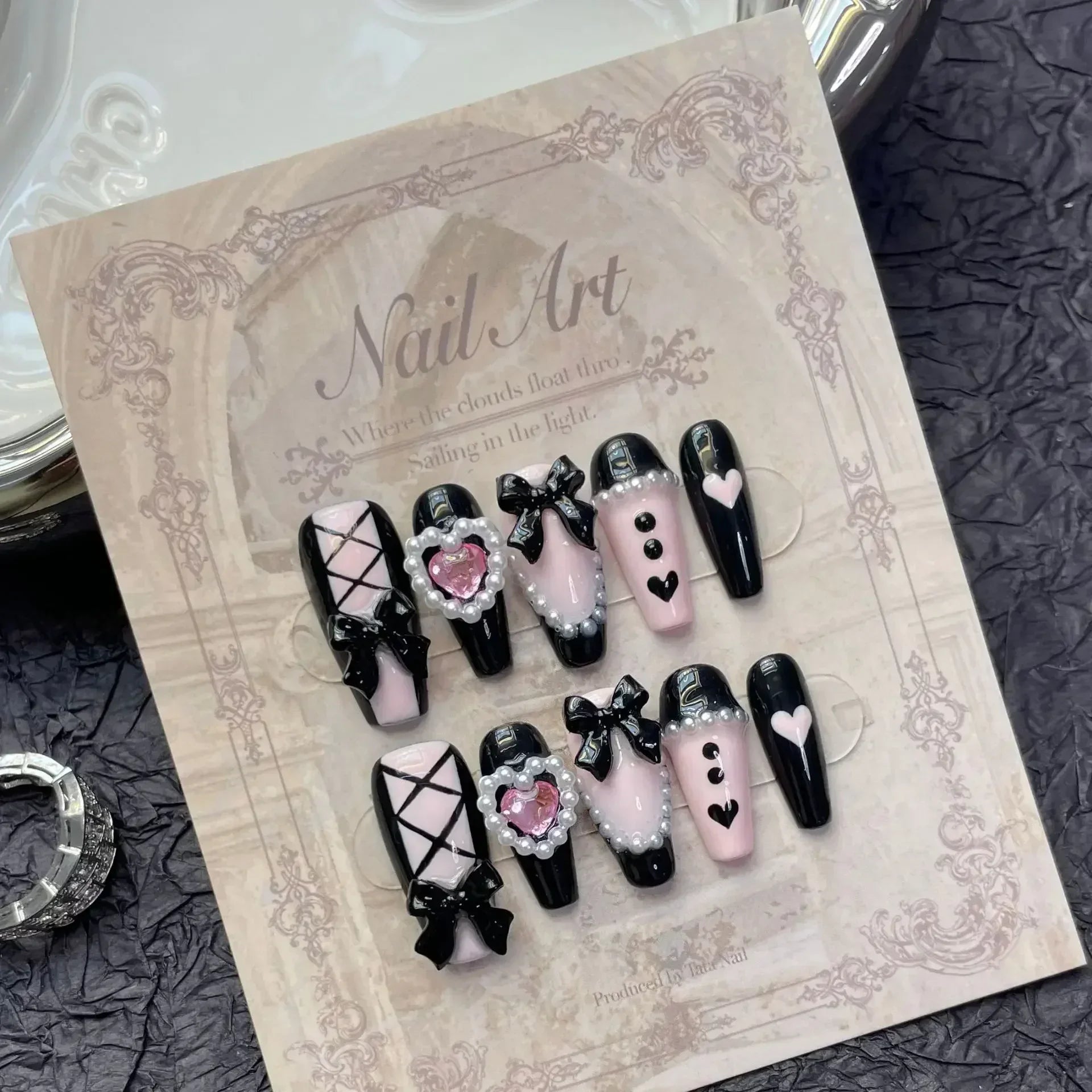 24pcsBlack Handmade Press on Nails
