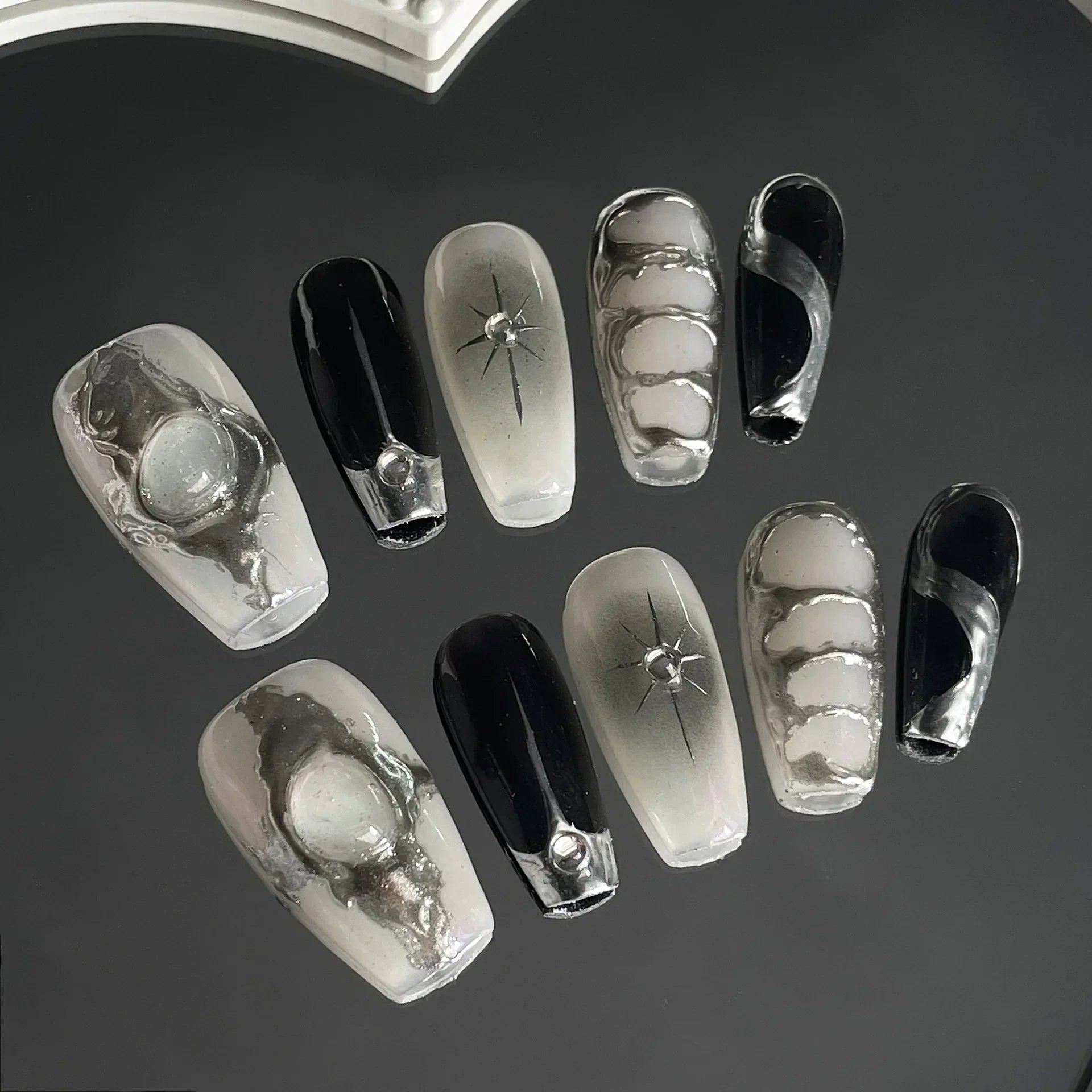 24pcsBlack Handmade Press on Nails