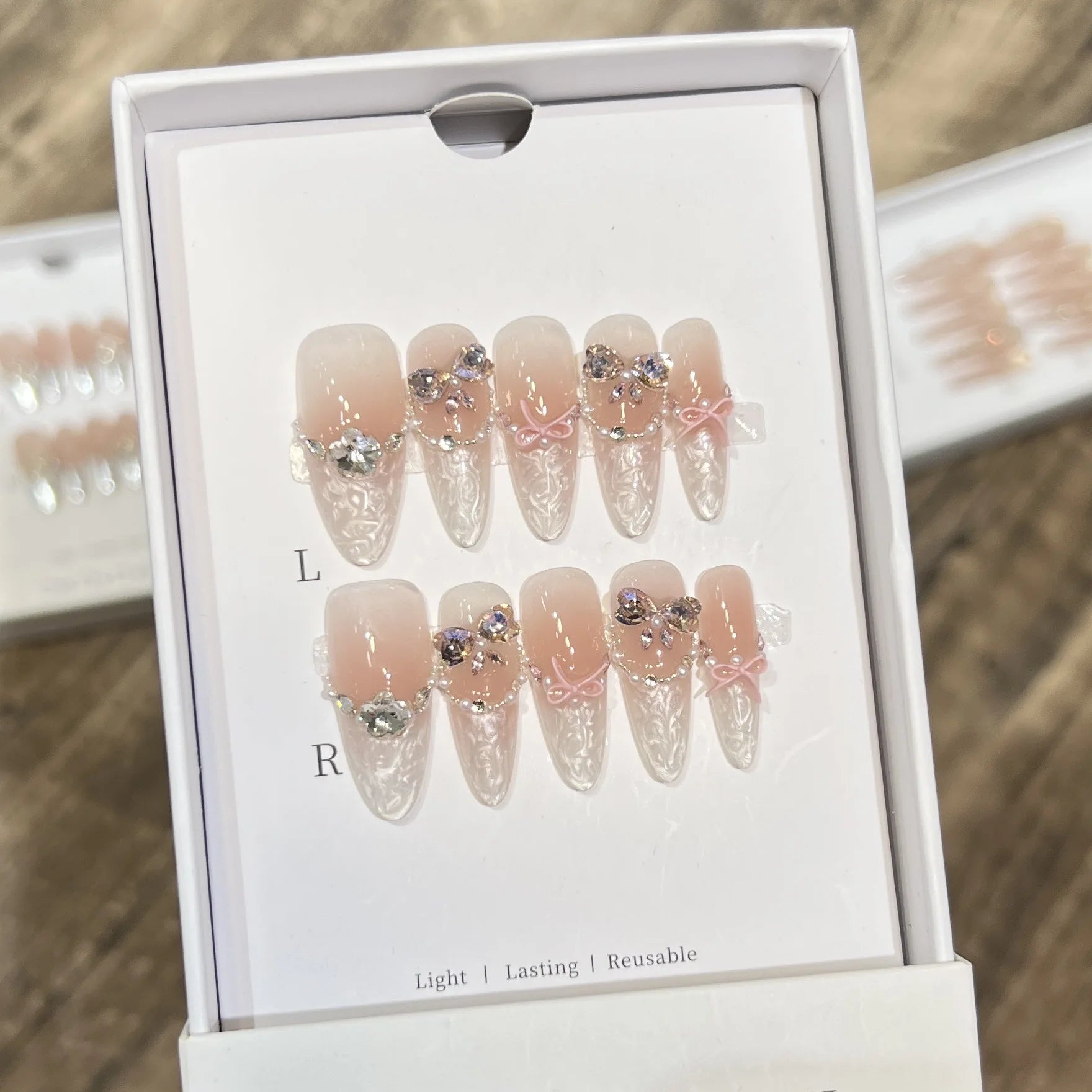 10pcs Pink Cat Eye False Nails