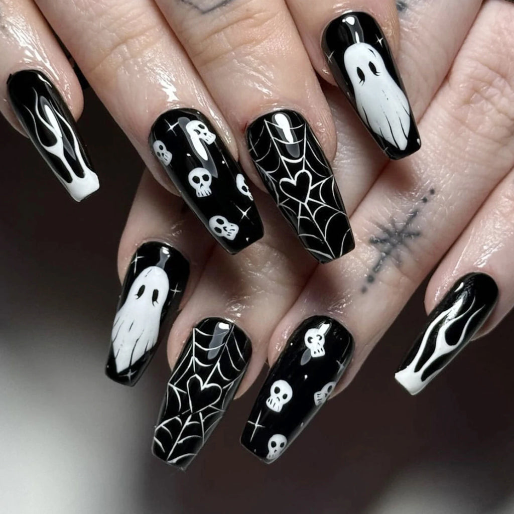 24pcs White Ghost Skull False Nails